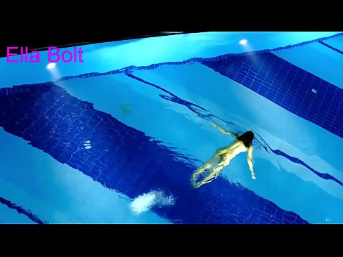 ❤️ මට නැරඹීම නැවැත්විය නොහැක, තරුණ රන්වන්තිය ELLA BOLT නිවාඩු නිකේතනයේ තටාකයේ නිරුවතින් පිහිනීමට හසු විය ❤ Sex video අසභ්ය si.myastro.top ☑
